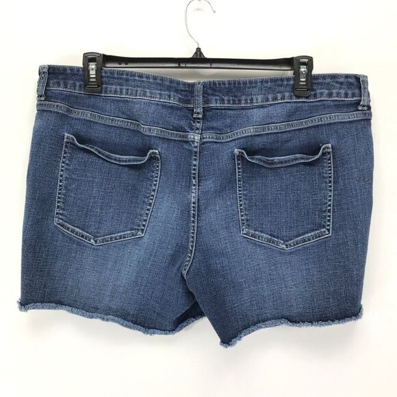 Maurices Distressed Cut-Off Stretch Denim Shorts Women's Plus Size 22 Summer - Picture 2 of 9